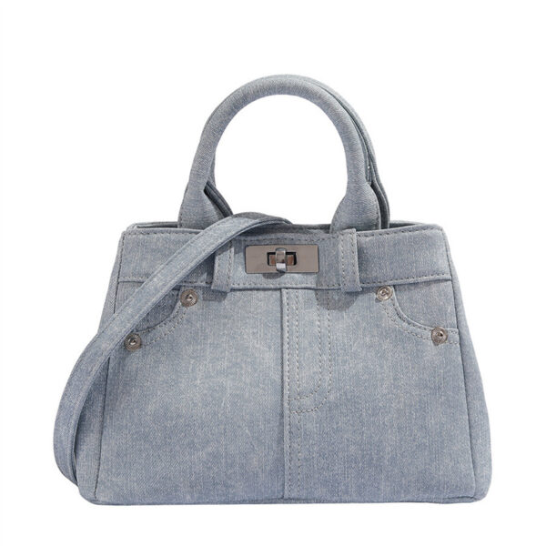 Bolso de Denim Personalizado para Mujeres: Tu Compañero Ideal para el Día a Día
