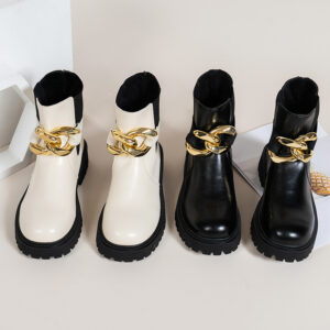 Botas Planas Casual con Cadena de Moda – ¡Estilo y Confort en Cada Paso!