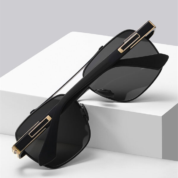 Gafas de Sol Retro de Metal con Protección UV: ¡Estilo y Seguridad para tus Ojos!