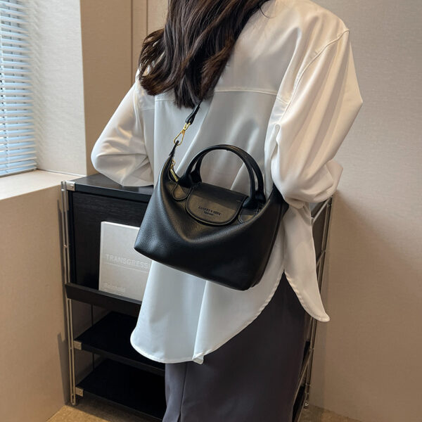 Womens New Casual Versatile Shoulder Bag