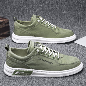 Zapatos Slip-on para Hombre con Suela Baja y Plano: Comodidad y Estilo en Cada Paso
