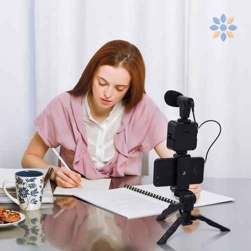 Kit de Video Profesional para Smartphone con Micrófono y Luz LED