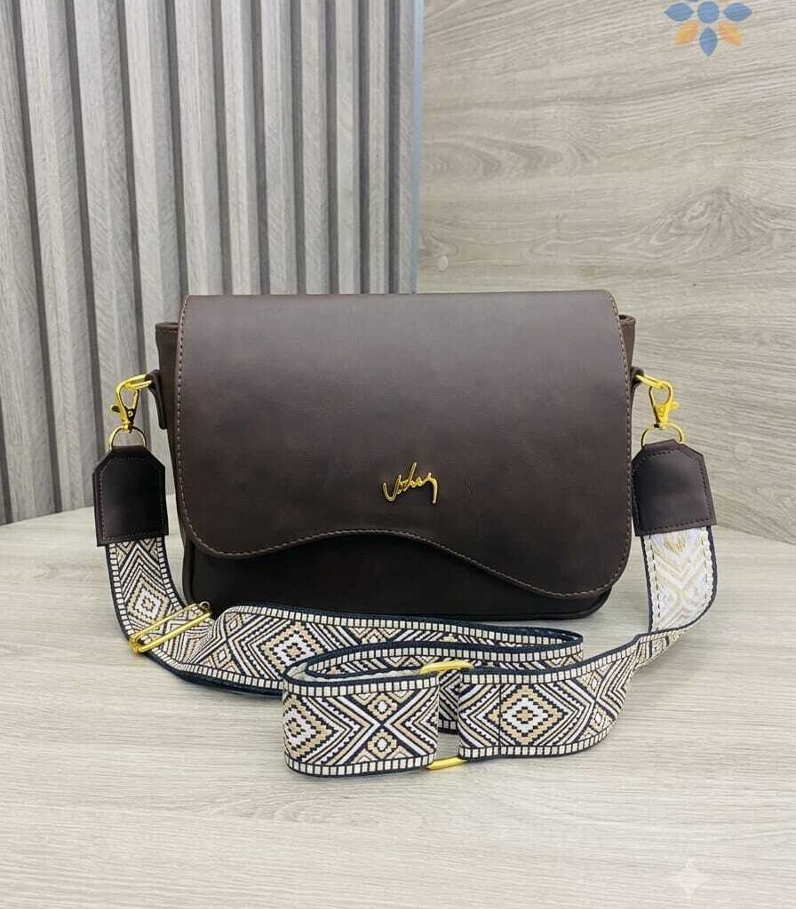 ¡Reinventa tu estilo con el Bolso Candy VLZ! ⚡