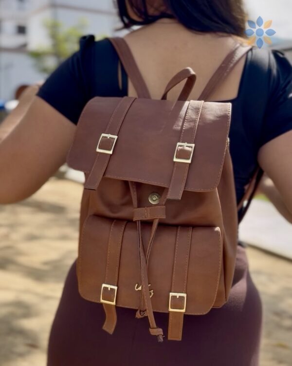 Mochila Dama DACOTA de Diseño Clásico y Elegante
